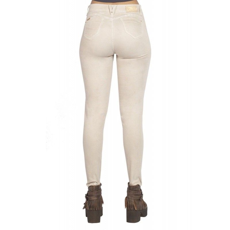 3133 Otoño Invierno - Teñido Orgánico Camel